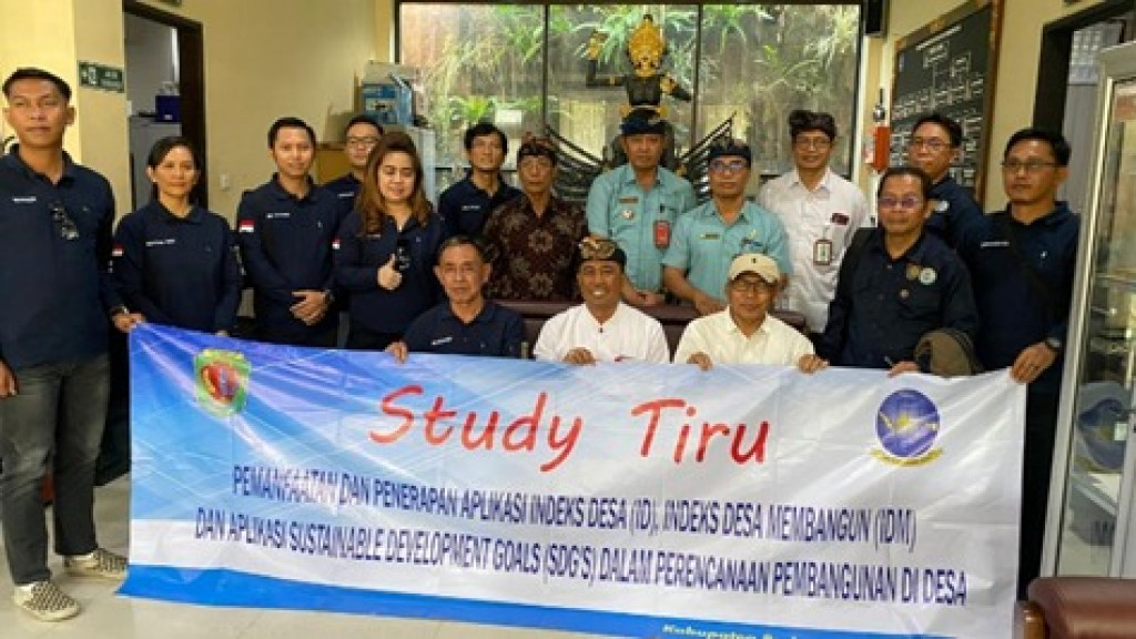 Studi Tiru Pemerintah Kabupaten Katingan Mengunjungi Desa Dalung